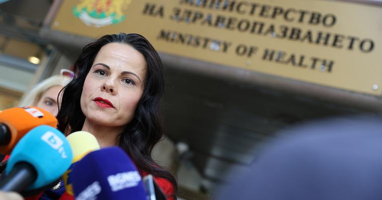 ;Застрашени от вашите реформи;: напрежение в здравния сектор, министърката отрича