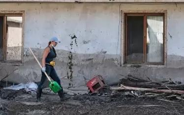 МВР твърди, че белезниците за журналистка в Струмяни са заради лична карта
