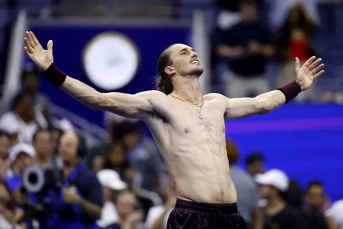 Саша Зверев оцеля в нов маратонски мач на US Open