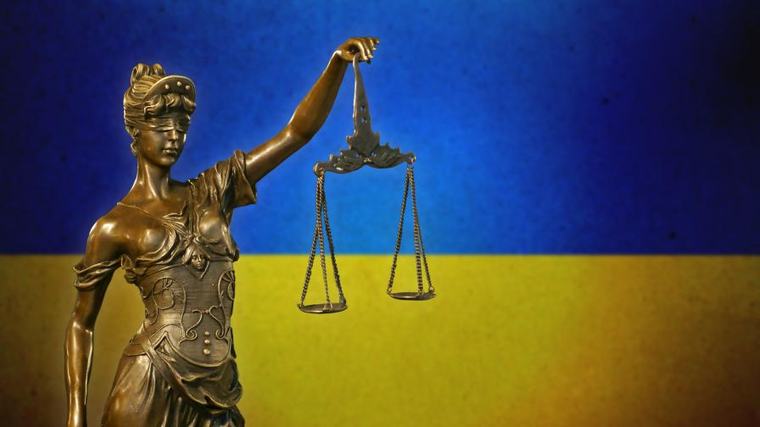 Скандалът се задълбочава: Главният прокурор на Украйна подаде оставка