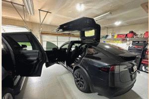 Tesla изтегля 3 милиона коли заради дръжки "убийци“