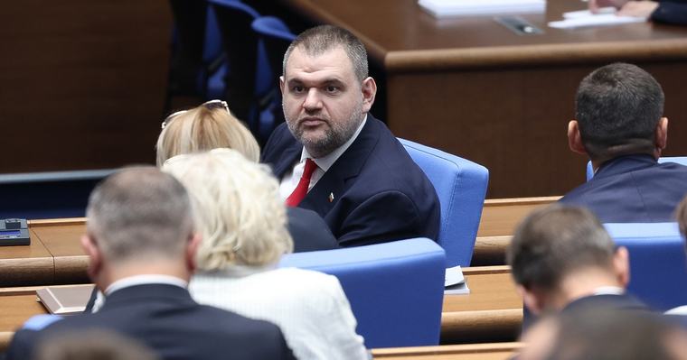Първа крачка срещу „картел“ при отпадъците: само ДПС не подкрепи промените