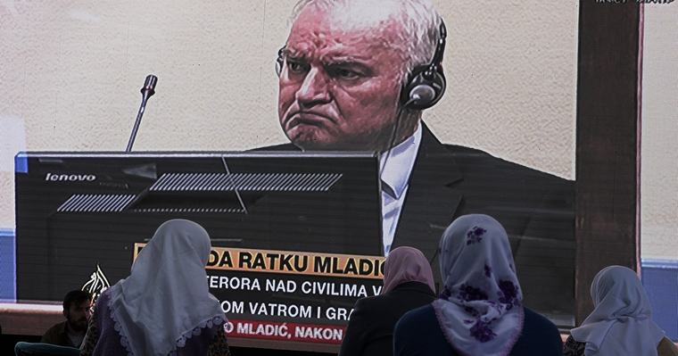 Нидерландските власти няма да разследват смъртта на Ратко Младич в Хага